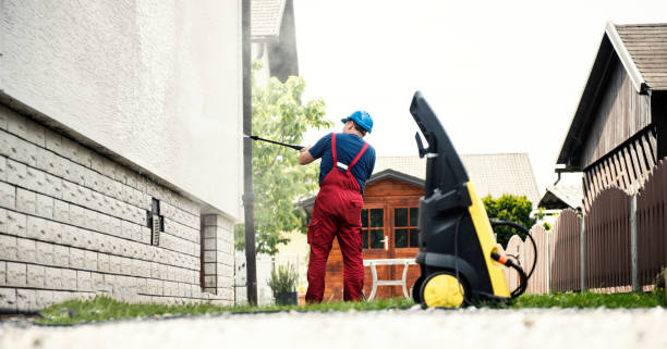 Best Deck Cleaning Services  in Lake Ronkonkoma, NY
